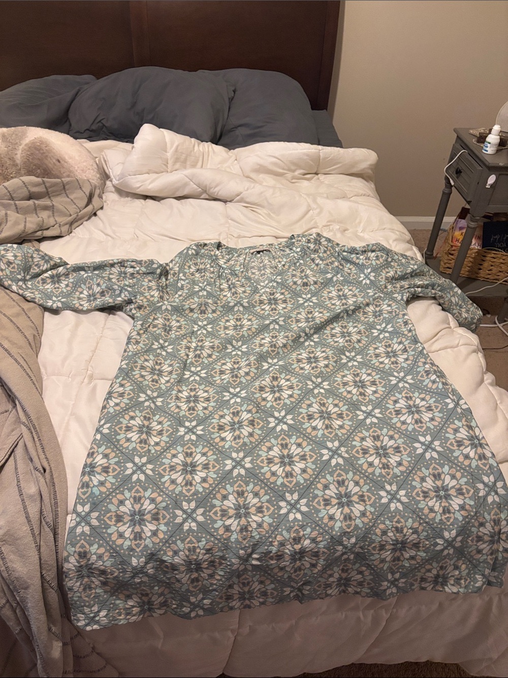 LOFT Seafoam Green and Cream Printed Long Sleeve Dress